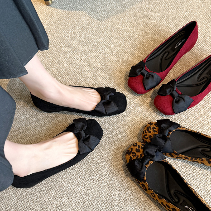 여성용 멀티 컬러 스웨이드 발레 플랫 슈즈, 리본 디테 - Women Formal Wear With Shoes 리뷰 및 가격