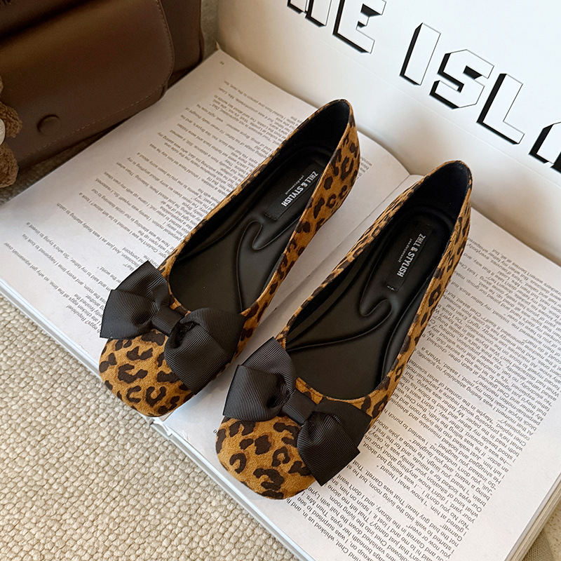 여성용 멀티 컬러 스웨이드 발레 플랫 슈즈, 리본 디테 - Women Formal Wear With Shoes 리뷰 및 가격